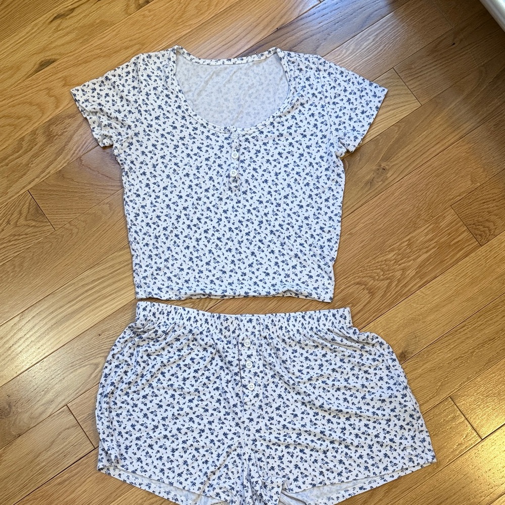Cute floral pj set brand new